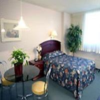 La Tour Centre Hotel Montreal